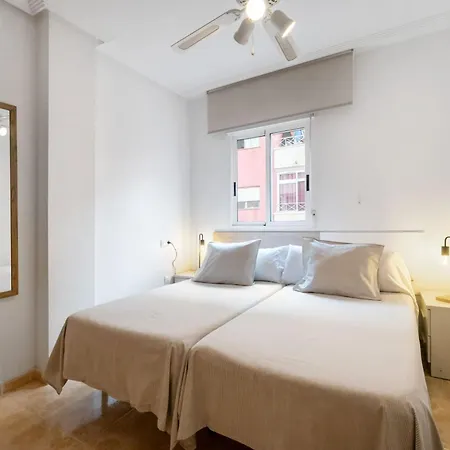 Precioso Soleado, Con Piscina, Cerca Del Mar Apartamento *