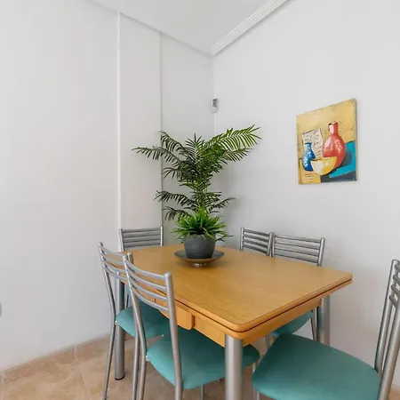 Precioso Soleado, Con Piscina, Cerca Del Mar *